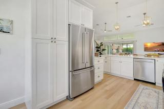 Luxury Privacy and Close to Beach - 3