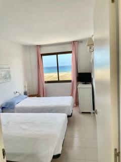 APARTAMENTO CON GARAJE en primera línea de playa - 6