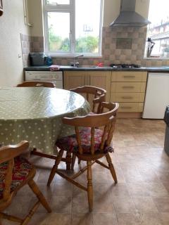 Beaumaris Road 4 bed house - Newport - 0