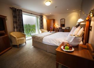 Warren Lodge - Shepperton - 7