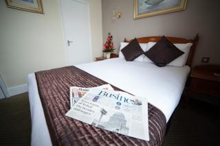 Warren Lodge - Shepperton - 4