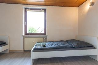 Monteurapartment I 12 Betten I Küche I Waschmaschine I Balkon I Nieder-Klingen - - 9