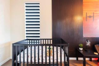 Amazing Star Wars & Disney Vr Gaming House! - 9