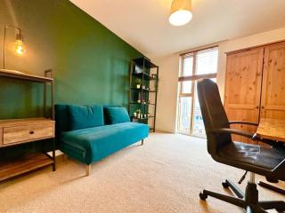 Stunning City Center Apartment - Leeds - 2