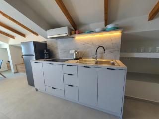 Sealon Suite & Loft - 8