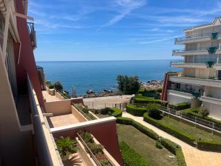 Bleurivage - T3 - deux chambres bord de mer avec piscine et garage - Sète - 0