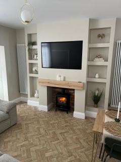 Gorgeous home in Leigh - 2