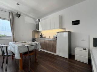 Sulozeqi Apartments - Ksamil - 6