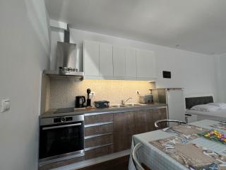 Sulozeqi Apartments - Ksamil - 7