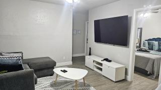 Big TV Apartment 5 Miles From Hard Rock Casino - Hollywood - 7