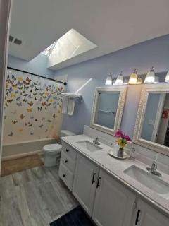 Diana's Beauty House - Charlottetown - 5