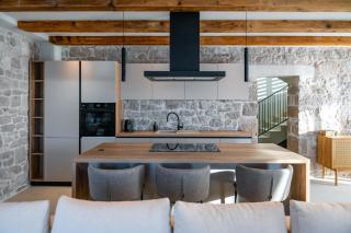 Seafront Villa Draga with heated infinity pool - Mali Iž - 4