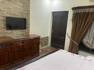 Royal Exective Suit F 8 Islamabad - Islamabad - 7