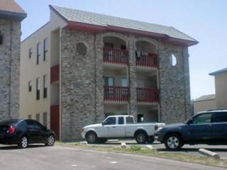 SW201 LUXURIOUS CONDO 3 minute walk to beach access - South Padre Island - 0