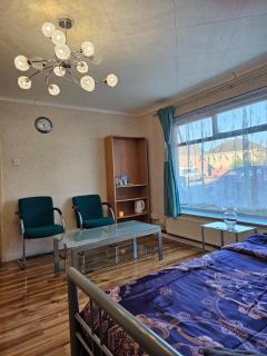 ANGELS nest - Bristol - 5