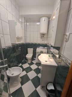 N&B Apartment Kotor - 2