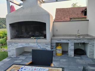 Hiška pri brajdah - 1