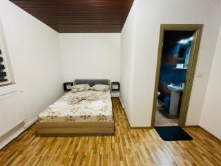 Casa Claudia&Cristi - Tuzla - 9