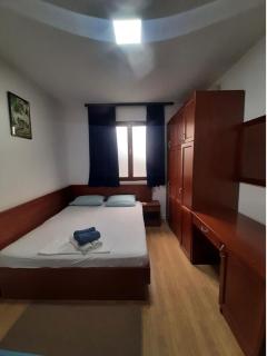 Nesi Guest House - Ulcinj - 1
