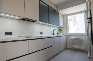 Avantgarde suite 5 min walk beach&old town - 3