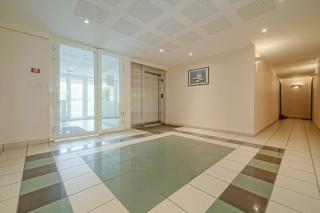 Spacious 1BR APT with Great Balcony - 4