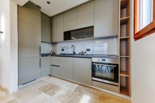 Lux apartman Krstovic - Bar - 3