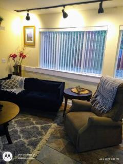 Modern 1-Bedroom with Patio - 2