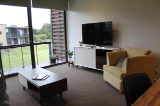 Coastal Cove Retreat - with heated pool near Hot Springs & Golf - Fingal - 7