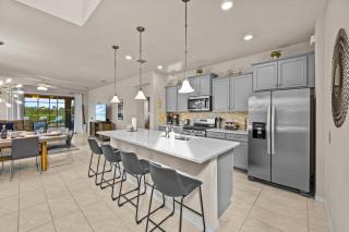 Solterra Palms at White Rose Villas - Davenport - 1
