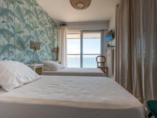 Appartement 3* face à la plage avec balcon et cuisine équipée - FR-1-197-587 - 8