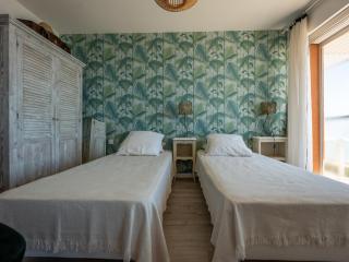 Appartement 3* face à la plage avec balcon et cuisine équipée - FR-1-197-587 - 7