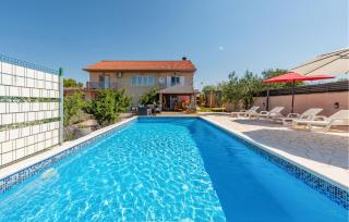 4 Bedroom Gorgeous Home In Lisicic - Lisičići - 0