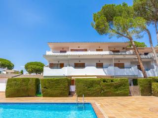 Apartamento familiar con piscina, terraza y WIFI, a 450m de la playa de Riells, Torroella de Montgrí - ES-325-20 - Torroella de Montgrí - 8