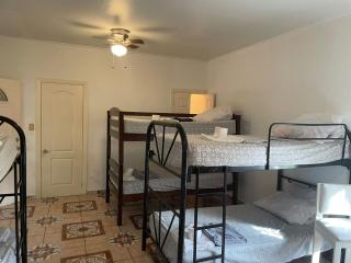 Hotel&Hostal Trinidad - La Ceiba - 3