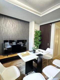 和居 九鶴 開放感あふれるリビング 中心地からのアクセス良好 - 7