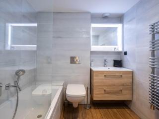 Appartement Familial au Centre de Courchevel Moriond avec Parking et Balcon - FR-1-563-156 - Courchevel - 1
