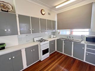 Conns Cottage - Bring your own linen - South West Rocks - 6