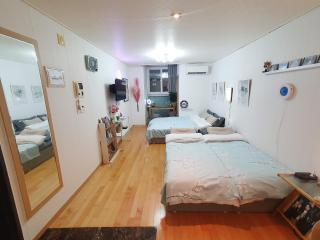 Hongik Univ Hongdae Stay - Seoul - 8