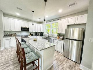 Seabrook Coastal Cottage - Beaufort Parris Island - Seabrook - 7