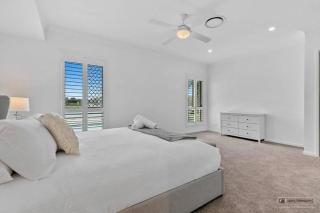 Waters Edge! - Banksia Beach - 2