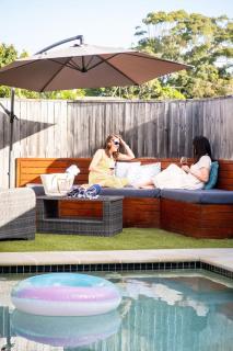 Kings Beach Home with Pool and Putt Putt - Caloundra - 6