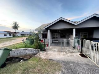 Rania Homestay Beserah Kuantan - Kuantan - 3