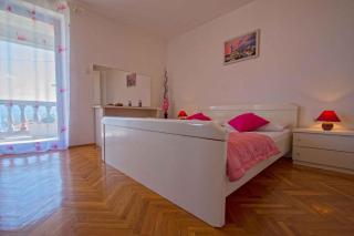 Apartments in Novi Vinodolski 39135 - Novi Vinodolski - 1