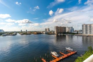 Golden Bay 1003 - Miami Beach - 3