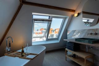 Stylish loft Den Haag - The King Swiete - Between city center & the beach - B&B The Swiete - The Hague - 7