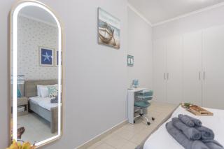 Stunning 1 Bedroom Apartment in Dubai Marina - Dubai - 2