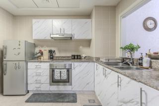 Stunning 1 Bedroom Apartment in Dubai Marina - Dubai - 1