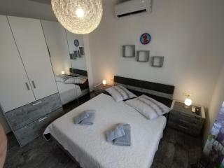 Apartman Pako i Ivano - Novi Vinodolski - 1