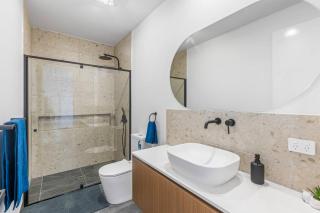 "Elegant Home in Highton with Stunning City Views" - Geelong - 7