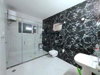 BnBBuddy Himalayan 3BR Farmstay wid Lawn Near Manali - 9